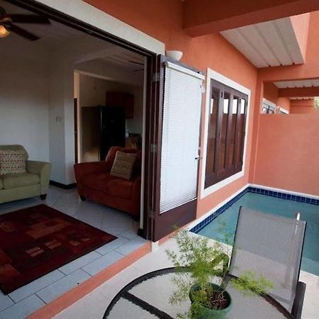 Augusta'S Apartments Rodney Bay Екстер'єр фото