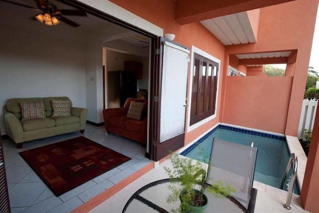 Augusta'S Apartments Rodney Bay Екстер'єр фото